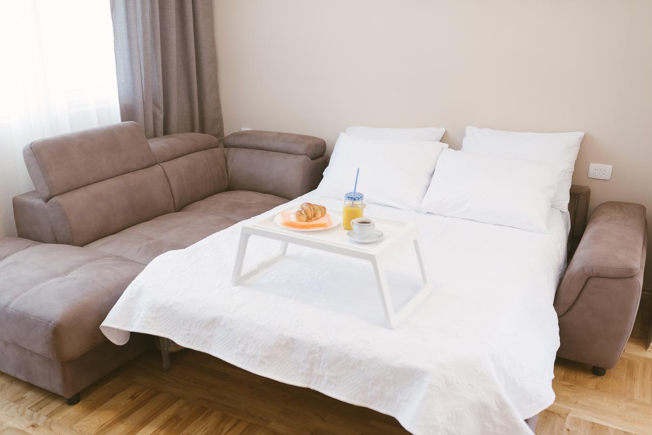 Apartment Luxury Explorer 포드고리차 외부 사진