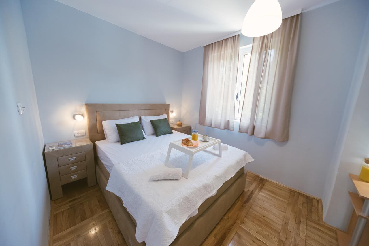 Apartment Luxury Explorer 포드고리차 외부 사진