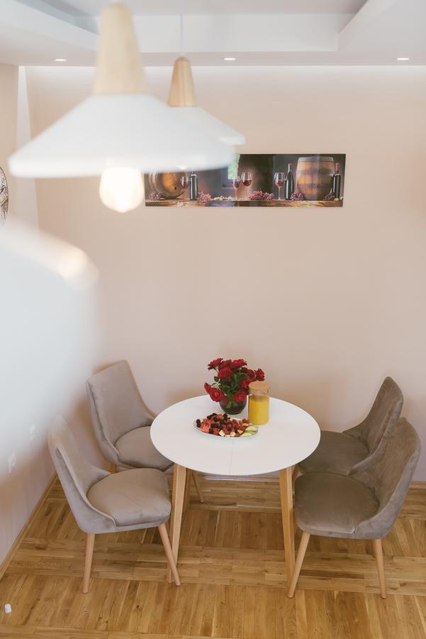 Apartment Luxury Explorer 포드고리차 외부 사진